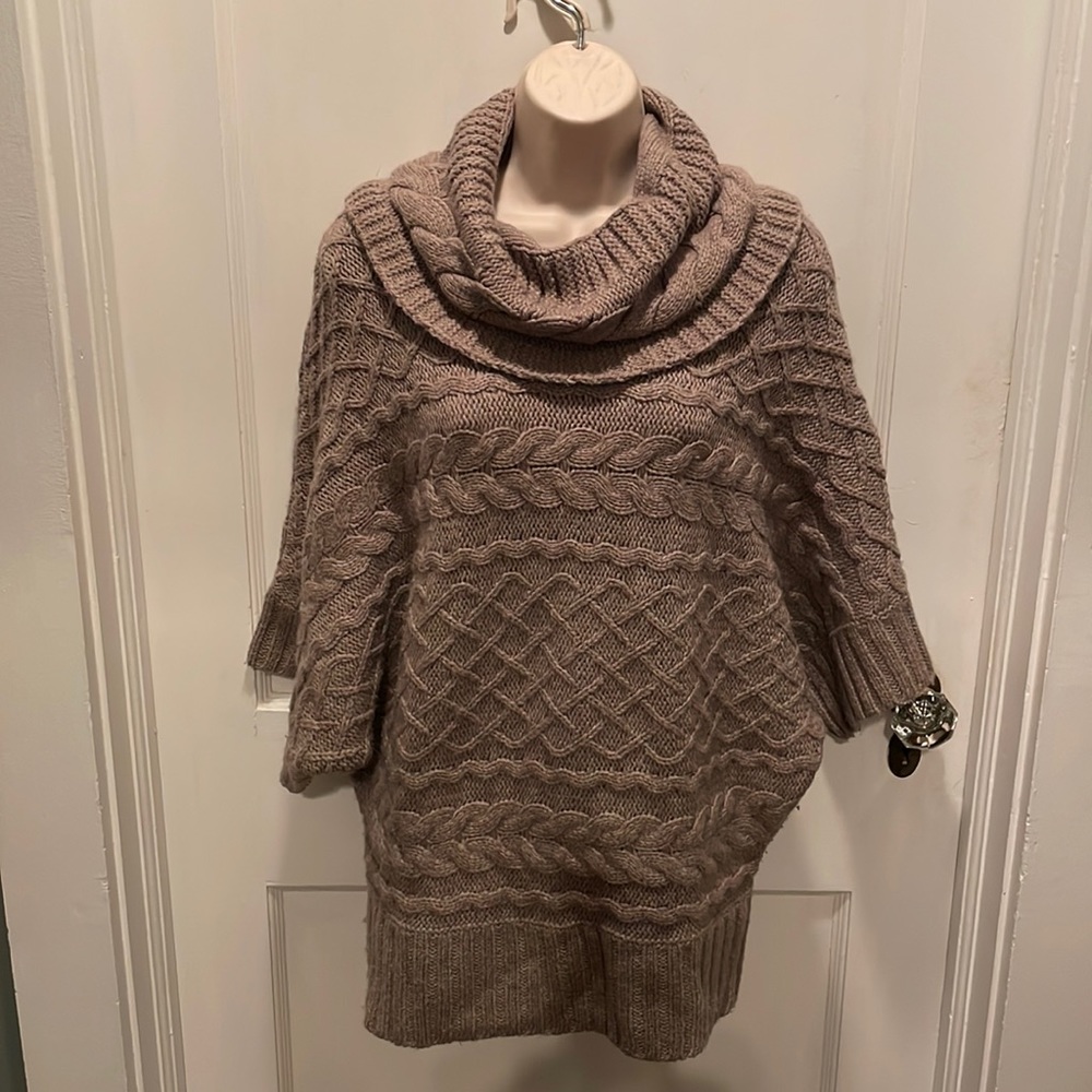 BCBG oversized sweater